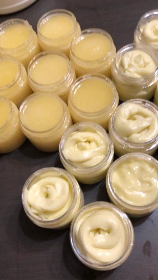 Nouriche Body Scrub